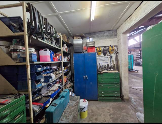 500M² INDUSTRIAL YARD TO LET IN QUEENSMEAD INDUSTRIA